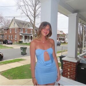 Elegant Blue Strapless Dress